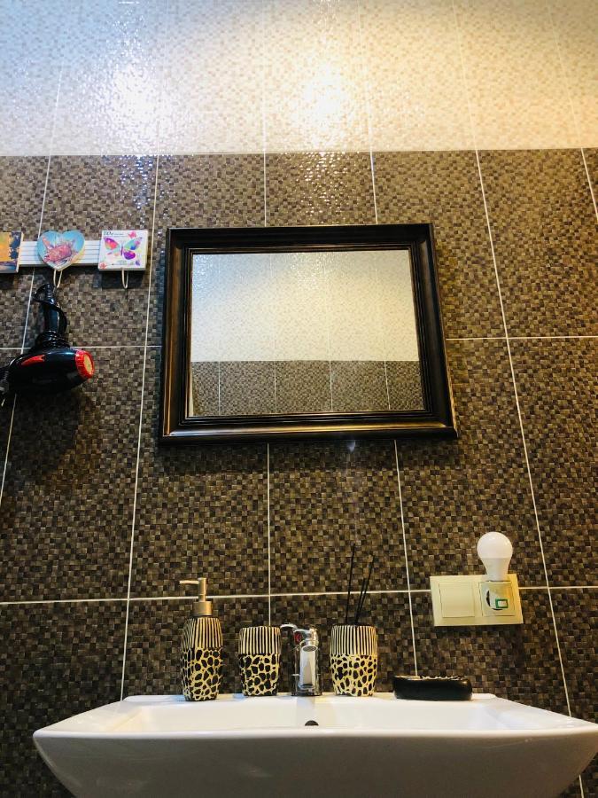 Nako Home Батуми Екстериор снимка